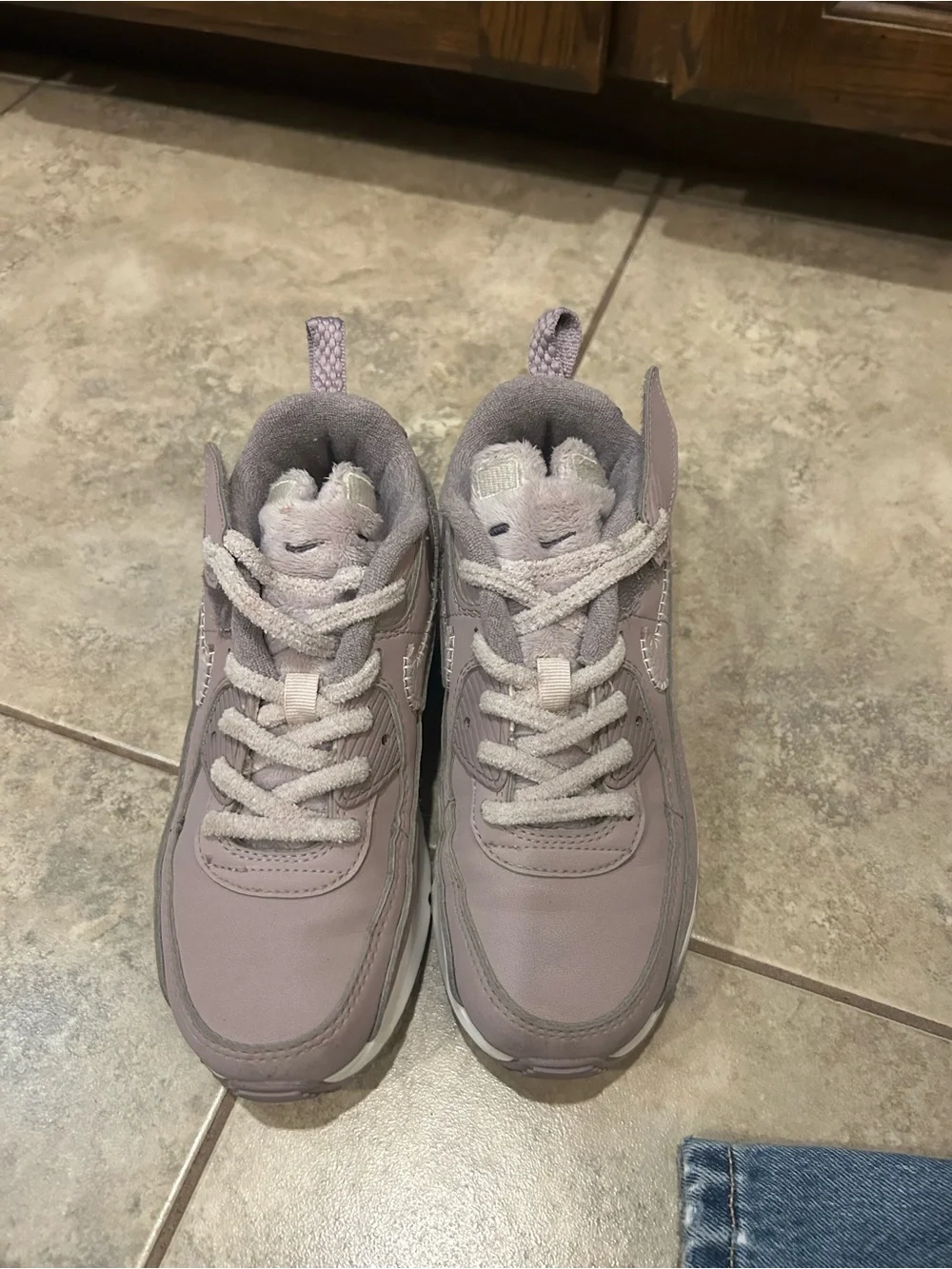 Nike Kids Air Max Sneakers in Dusty Mauve and White